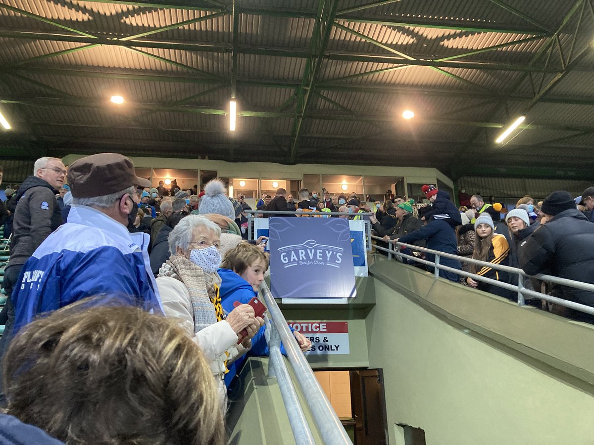 SeanKellyMEP's tweet photo. Congrats. @AustinStacksGAA on a fine @Kerry_Official victory. Still, v proud of @korgaa - lost D. Moran & G.O Brien before 6th. minute , yet put in a gutsy,impressive performance . The #Rockies are rocking but the #Narries are narrowing the gap. Both teams take a bow . 👏👏 https://t.co/TKtE4IbKlz