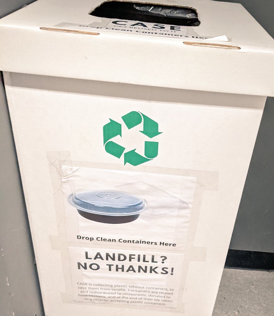 Sometimes even we end up with too many #plastic food containers to reuse. Thrilled to learn about <a href="/casecontainers/">CASE</a> who accept black plastic to reuse all over again at partner restaurants! Details and pickup locations here getcase.ca/restaurants/lo… (we went to <a href="/freshcityfarms/">Fresh City Farms</a>)