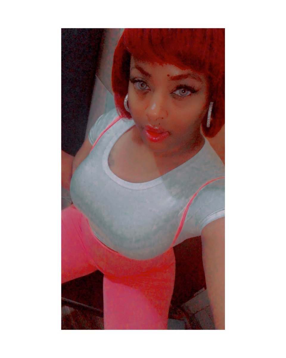 mzmilkshake02's tweet photo. #Chuurch off in these streets 🌸🍭⭐️ https://t.co/XVc2aPnh4x