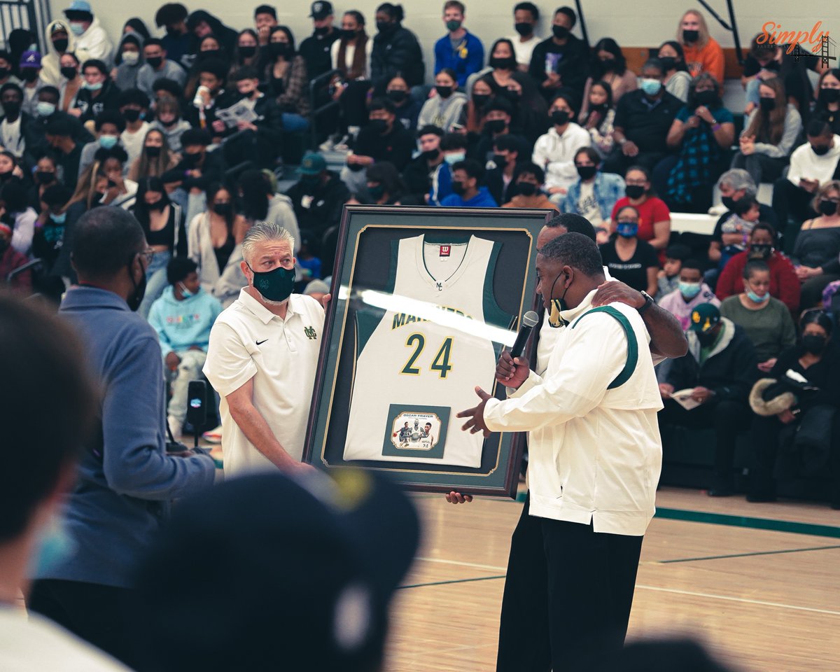 simplyy_bball's tweet photo. #O4Ever #FlyHighO #OFI https://t.co/Rvu3ZOMORZ