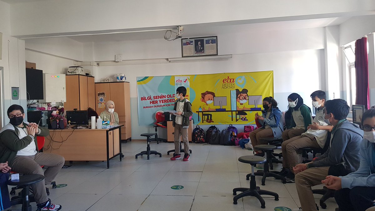 Öğrenci gruplarımızın sözcüleri takımları ile seçtikleri problemi arkadaşlarına sundu. 
<a href="/BagcilarMem/">Bağcılar İlçe Milli Eğitim Müdürlüğü</a>
<a href="/harezmibagcilar/">Bağcılar İlçesi Harezmî Ekibi</a> 
<a href="/muratkucukkayaa/">murat küçükkaya</a>