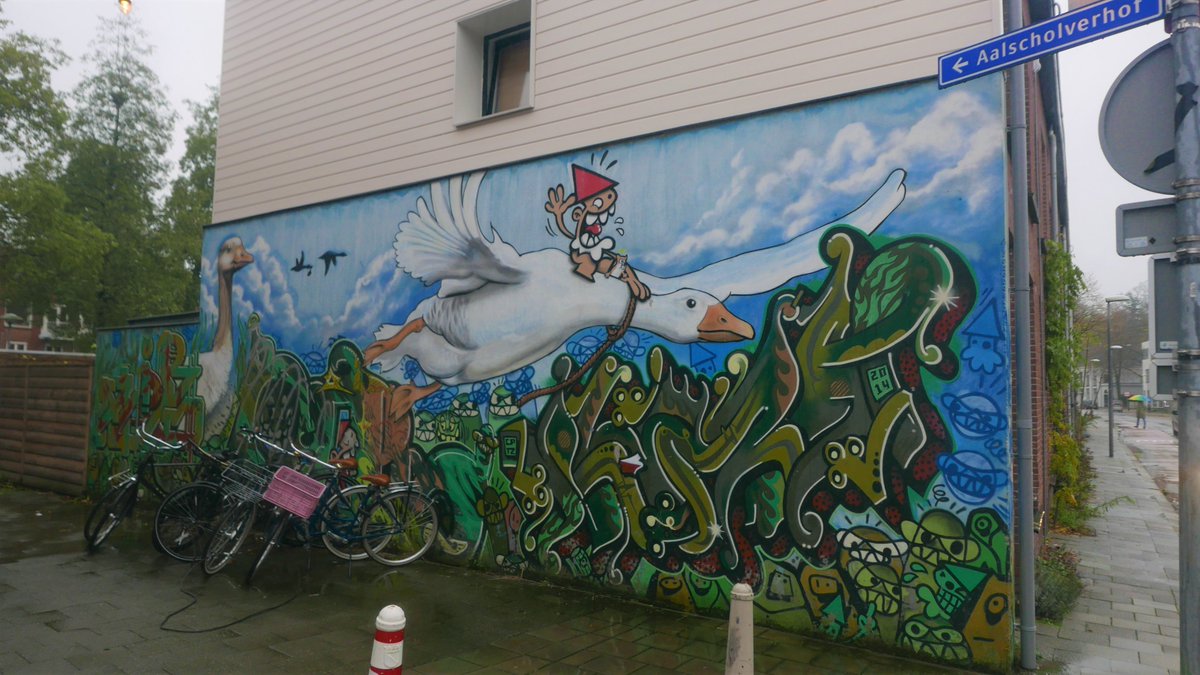 Netherlanders's tweet photo. The most important street art artist of Utrecht is the Kabouter, the gnome. 'Nobody' knows who makes them, but you can see them all over the city and far beyond. Often a loose gnome, sometimes an entire mural.
#gansstraat #lunetten #scheveiningen
#kbtr #dekbtr #utrechtsekabouter https://t.co/lYpanPIze9