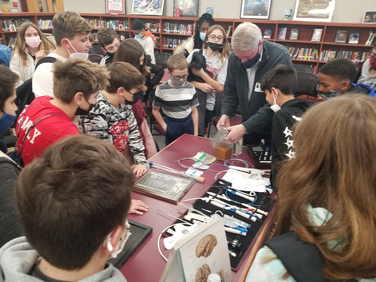 librarybuddy's tweet photo. MOMS Library thanks Medical device designer and engineer Jim Bates, who joined our STEM classes on Friday.  Answered student questions, gave incredible demonstrations and inspired our minds! @ZywickiR @kramer_MOMS @mtolivemiddle @RebeccaKreider @MomsPto https://t.co/iZSozECggL