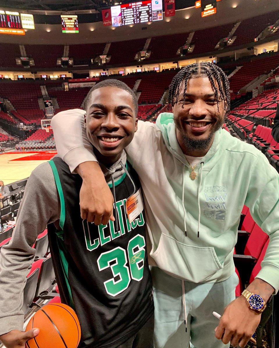kandydrop2000's tweet photo. Love is . . . . when your cousin &amp; your hero (on AND off the court) are one and the same!  

We love you @smart_MS3 and thank you for fulfilling this belated birthday gift to @big_laws and his boys!  

Great win tonight! ☘️☘️☘️ #family #36 #marcussmart #celtics https://t.co/JH1kkeWGKs