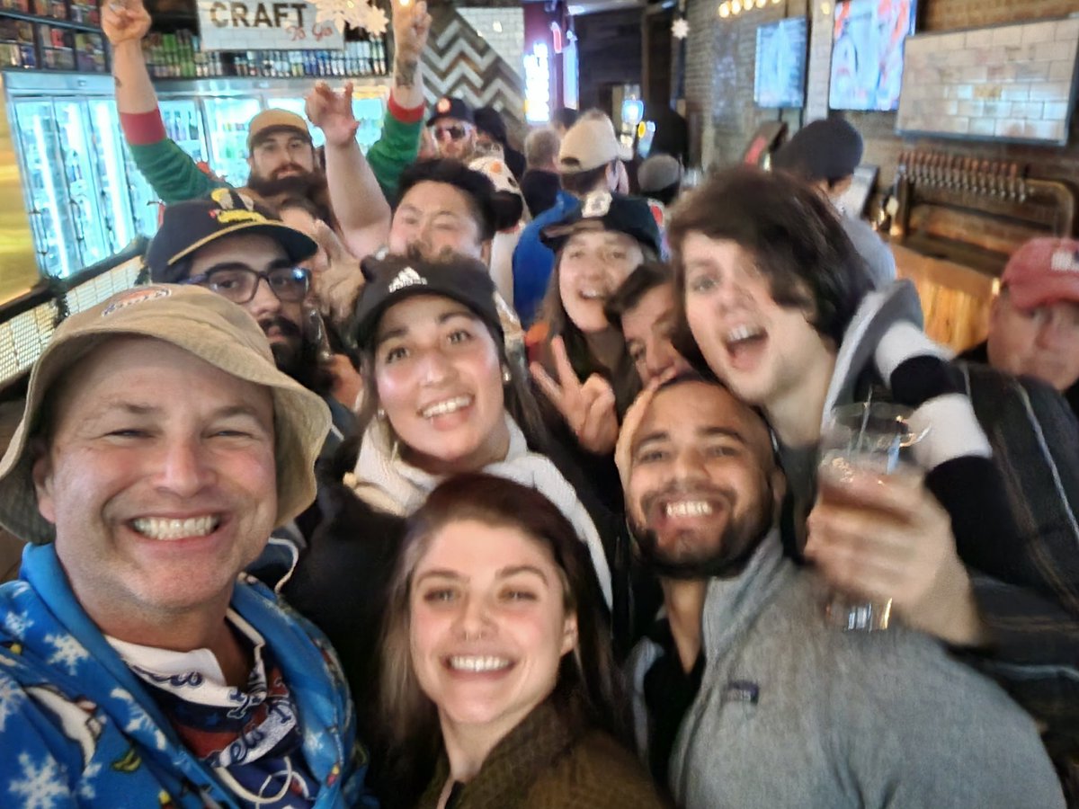 Matt_McCarthy00's tweet photo. Big Day of #RugbyFun yesterday repping @RugbyWrapUp with the coolest club on the planet - @NewYorkRugby - on their annual #BarGolf https://t.co/wWcjvHEWTe