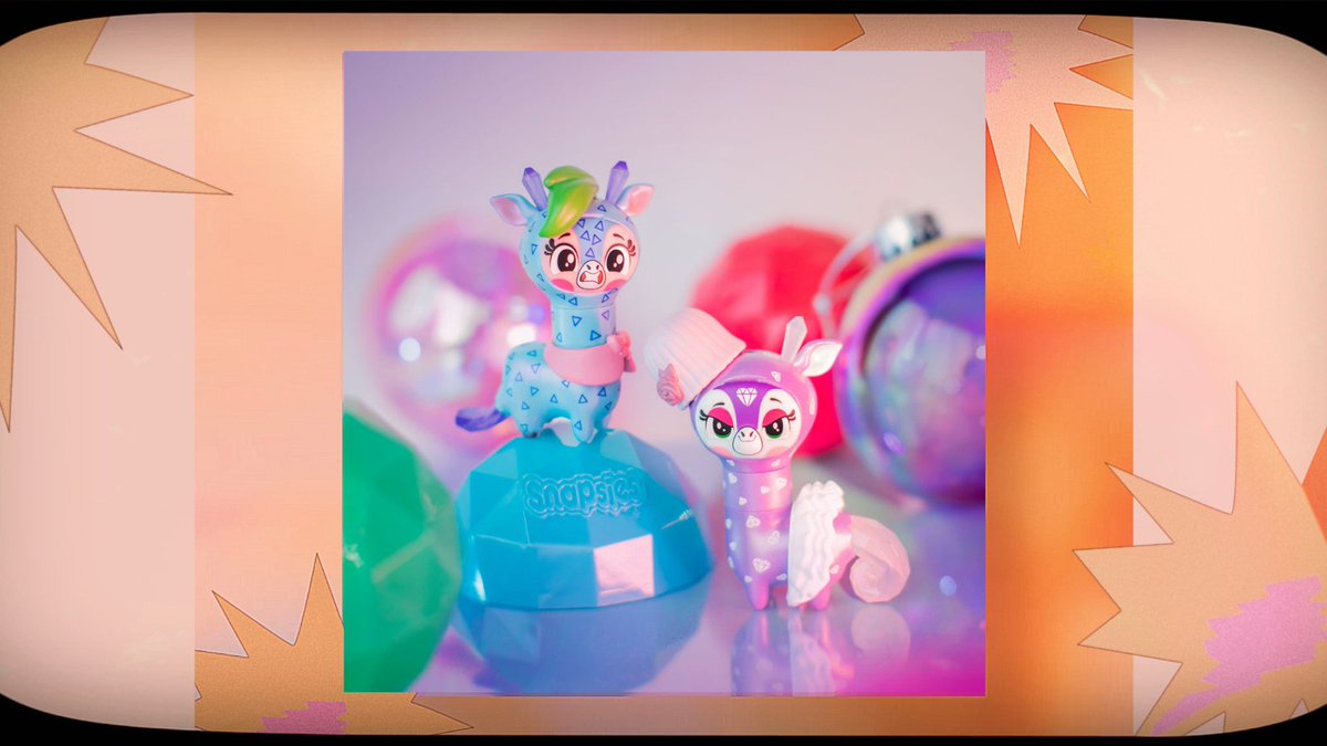 girlslifemag's tweet photo. Snapsies Gems come in dazzling mix-and-match blind capsules, featuring fun seasonal characters like Ivy Shimmer. Bring something sparkly to the party with these new adorable animals and shiny accessories. WIN #Snapsies here: https://t.co/JRZSFMyTIu https://t.co/v6CDa0YqZV