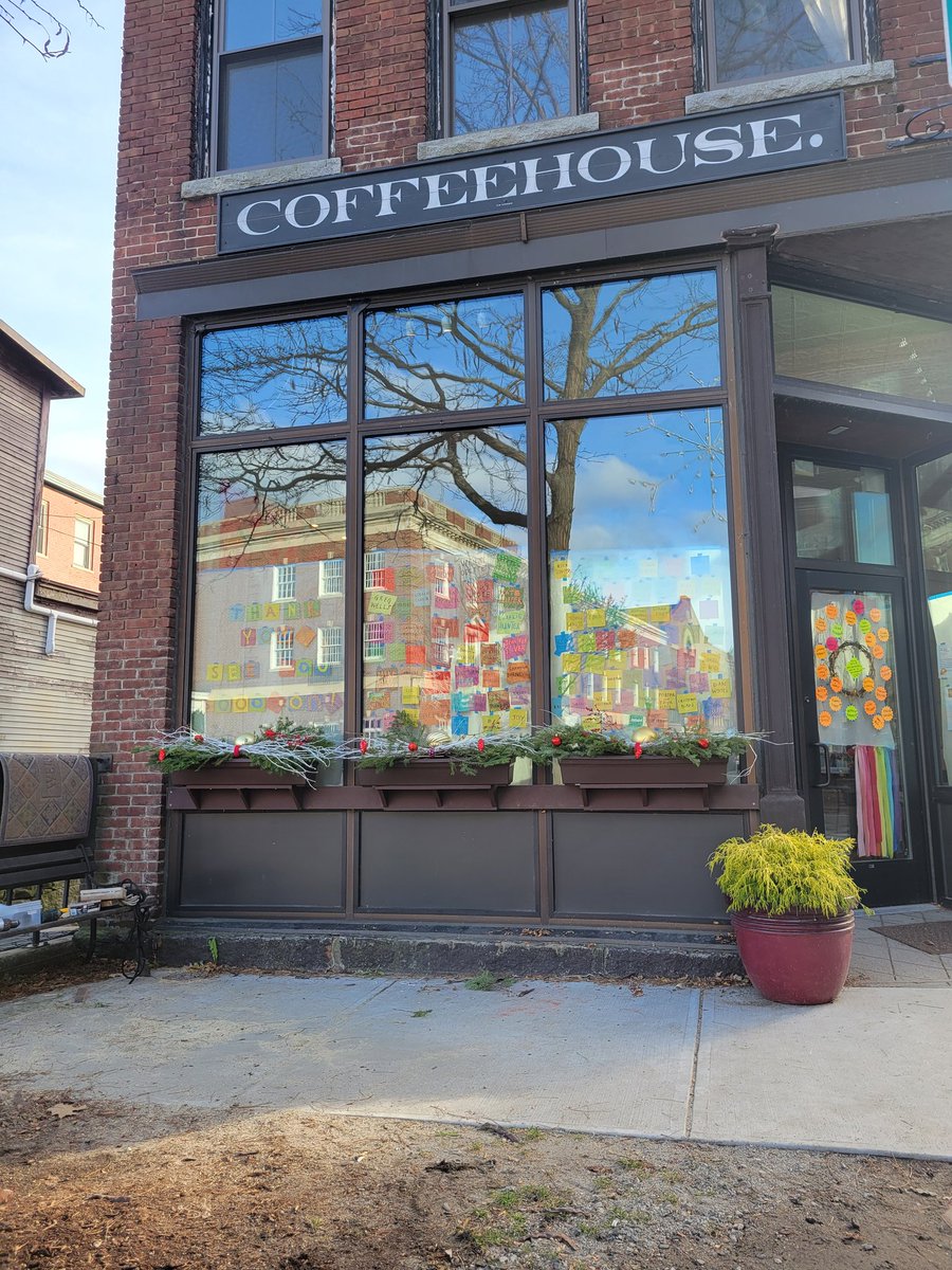 FlatIronCoop's tweet photo. Thank you Frank for another beautiful sign!
And, thanks to Ric, Tuck, and Charles for helping hang it this morning.
#flatironcoop #welovebellowsfalls #workerownedcoop #coopsforcommunity #BuildBackForImpact #CoopStrong #smalltownstrong #bellowsfallsvt https://t.co/5zJj2CW6tu