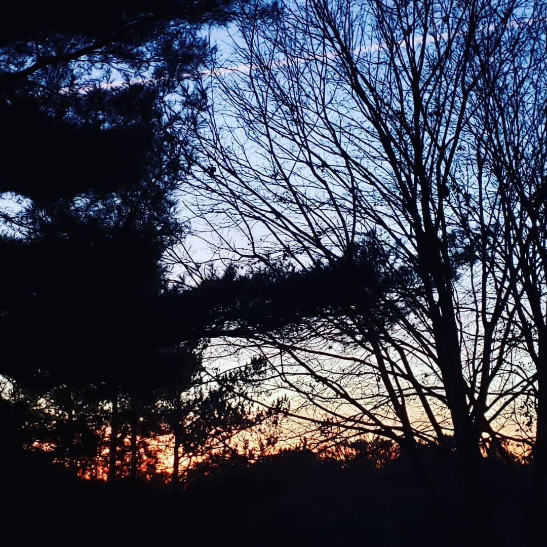 djsmark's tweet image. Such a beautiful sunrise this weekend ... pairing it with some beautiful new tunes today for #beatzNbrunch live shortly at 3pm EST! twitch.tv/djsmark 
#djsmark #housemusic #livestream #twitchtv #melodictechno #melodichouse #organichouse #twitchdjs #twitchaffiliate