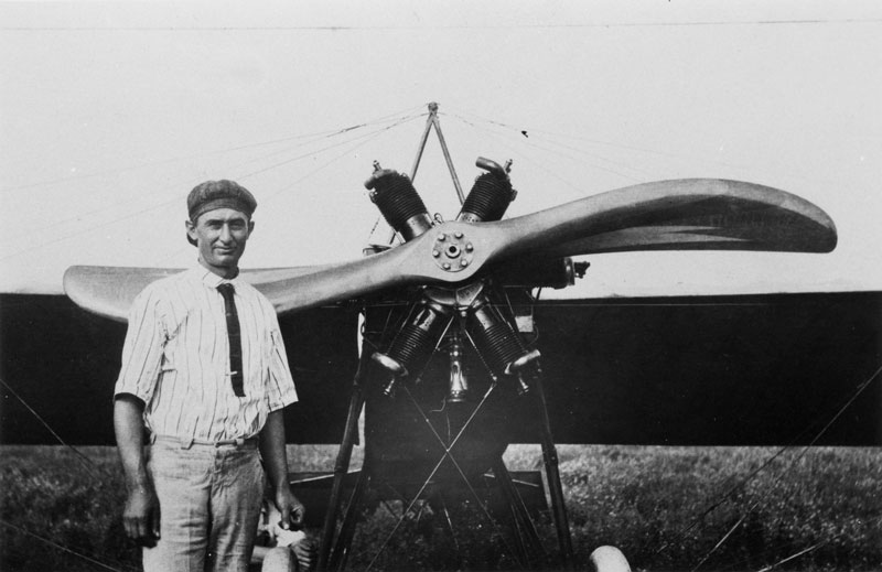 STEMtutoring77's tweet photo. 1879: A merican aviation pioneer Clyde Cessna was born

professionalengineeringclub@gmail.com

#electricalengineering #engineersrule #STEMeducaton #STEM #Tutorin#tutoring https://t.co/YkDrQJerKS
