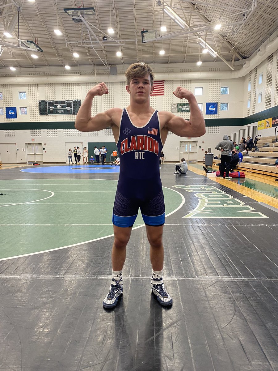 Not only did we pick up two big conference wins this week but Kyle Schickel just took home the 149 title at the Storm Open!  #wingsup