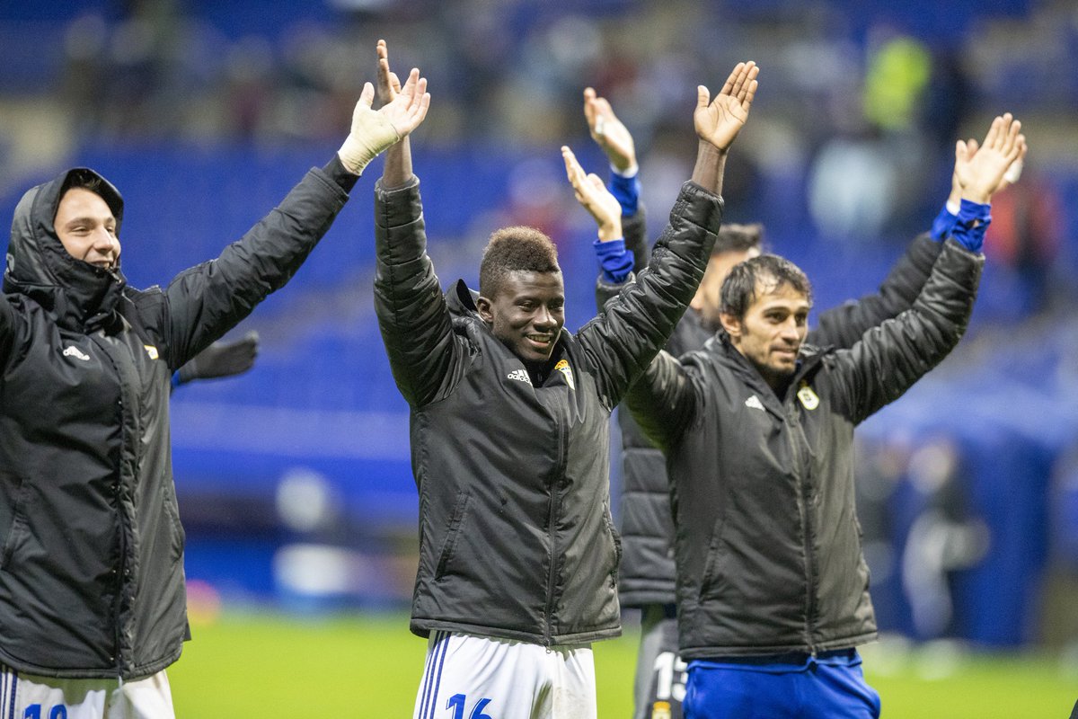 RealOviedo's tweet photo. 🏟🙌 ¡RUGE, TARTIERE! 🙌🏟
💙 ¡VAMOS, OVIEDO! 💙 

#VamosOviedo
#RealOviedo 🔵⚪ https://t.co/hiZ5nfBAt9