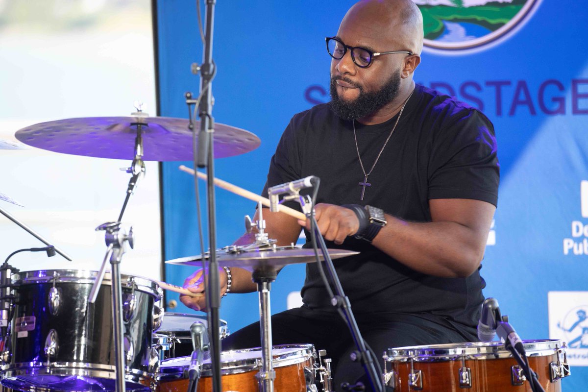 detroitjazzfest's tweet photo. Tyson Haynes | Absoupure Soundstage | 9/6/21

#detroitjazzfest #jazz #jazzmusic @TysonHaynes https://t.co/pRPiPHnIYK