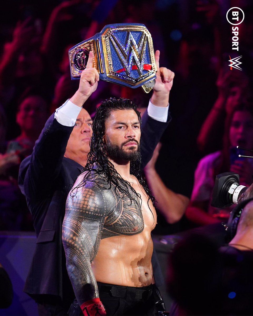 Acknowledge him?

<a href="/WWERomanReigns/">Roman Reigns</a> <a href="/HeymanHustle/">Paul Heyman</a>