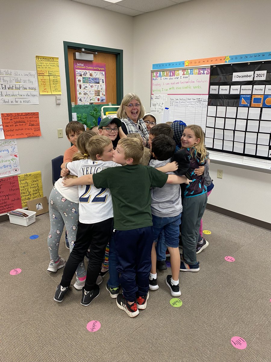 MissSears112's tweet photo. Thank you to Mrs. Spors for taking good care of this group for the last 12 weeks! 👩🏼‍🏫👶 https://t.co/qF9ZwHLjxI