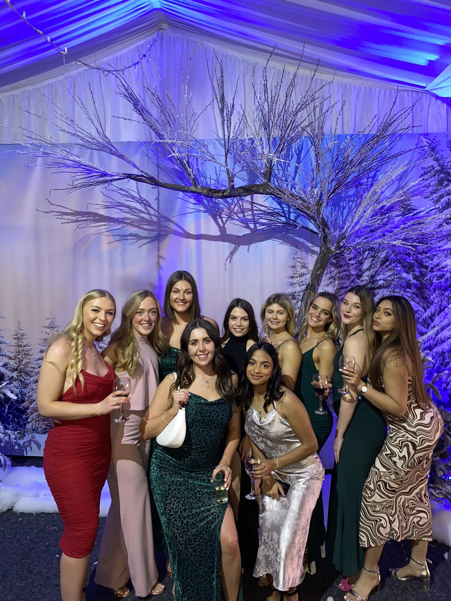 hannahtphysio's tweet photo. What a success !! Massive Thank you to the @supra_uon committee and ball team, and everyone that attended for the most incredible evening๐ค
What an experience to organise too๐คฉ https://t.co/14LK9ChmSD
