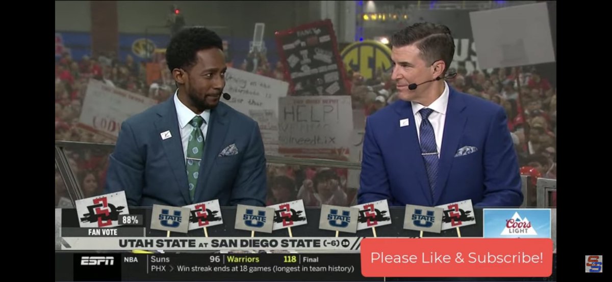 FatalFourBubble's tweet photo. @T_Wynn21 @CollegeGameDay This dude wouldn’t get off my TV 😂

Well done. https://t.co/lRuXdjSlYE