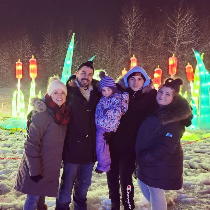 lightshow_NF's tweet photo. ✨ It's the perfect fun family event this holiday season!🎄Don't forget to use #LightShowNiagara to be featured!

✨ Save 15% with the code EARLYBIRD15 on our website until December 15th!
✨ https://t.co/k6GatBrj1Z
📸: @ambergagnon87 https://t.co/CLTrbJqqR7
