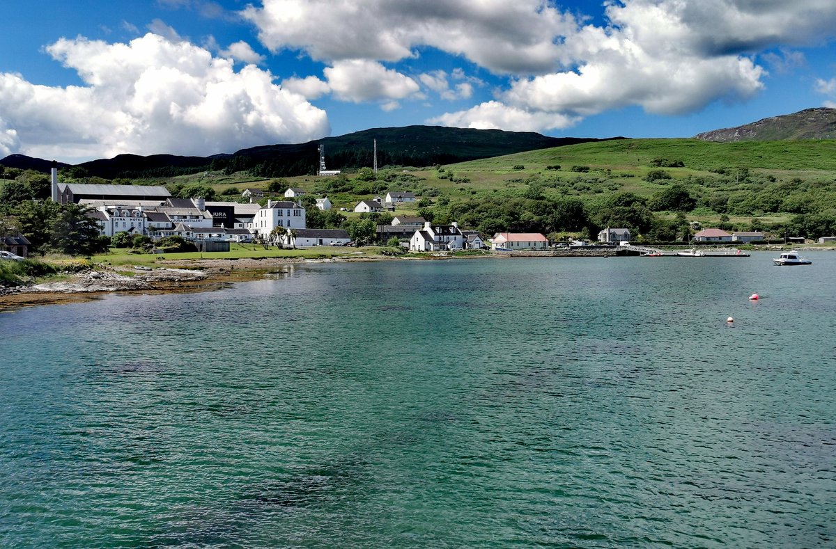localburgh's tweet photo. Looking at a trip to the islands?

Check out https://t.co/TwbVLeNHqI - a holiday lettings website that aims to take on Airbnb and ensure that more of the islands’ #tourism revenue stays local.

Find out more: https://t.co/IRBACRPJGu https://t.co/Y3KQNCPFrg