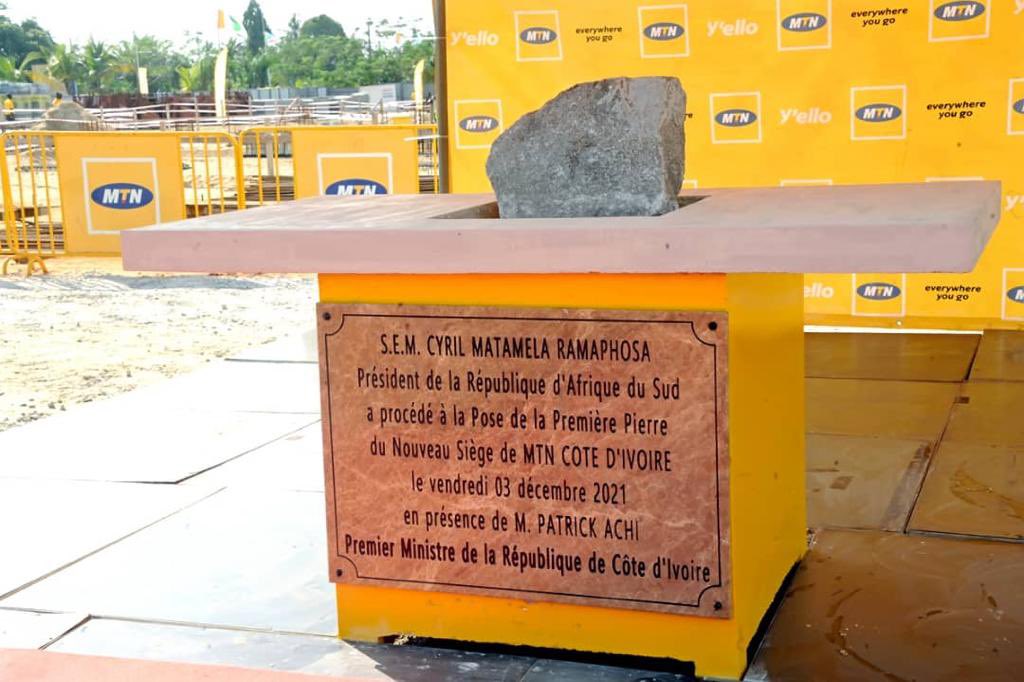 AdomRogerFelix1's tweet photo. Je suis heureux de la contribution significative que @MTNGroup apporte au développement de l'économie numérique et à l’insertion professionnelle des jeunes ivoiriens !
#RFA
#MTN
#CIV225
#Menuti https://t.co/Ih1BzleQTC