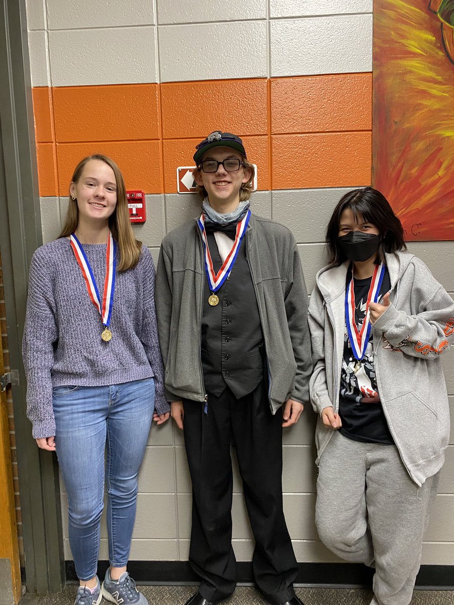 rcstevensdb8's tweet photo. State Interp Results!! 🏅
Emily Helgeson - Superior in Non-Original Oratory
Daniel Dunnigan - Superior in Humor
Daisy Lassodelavega - Superior in Drama

Additionally, Melinda in Poetry and Daniel/Ian in Duet were ONE point away from a Superior rating. 

AWESOME job, Penguins! 🐧 https://t.co/Clob83JutU
