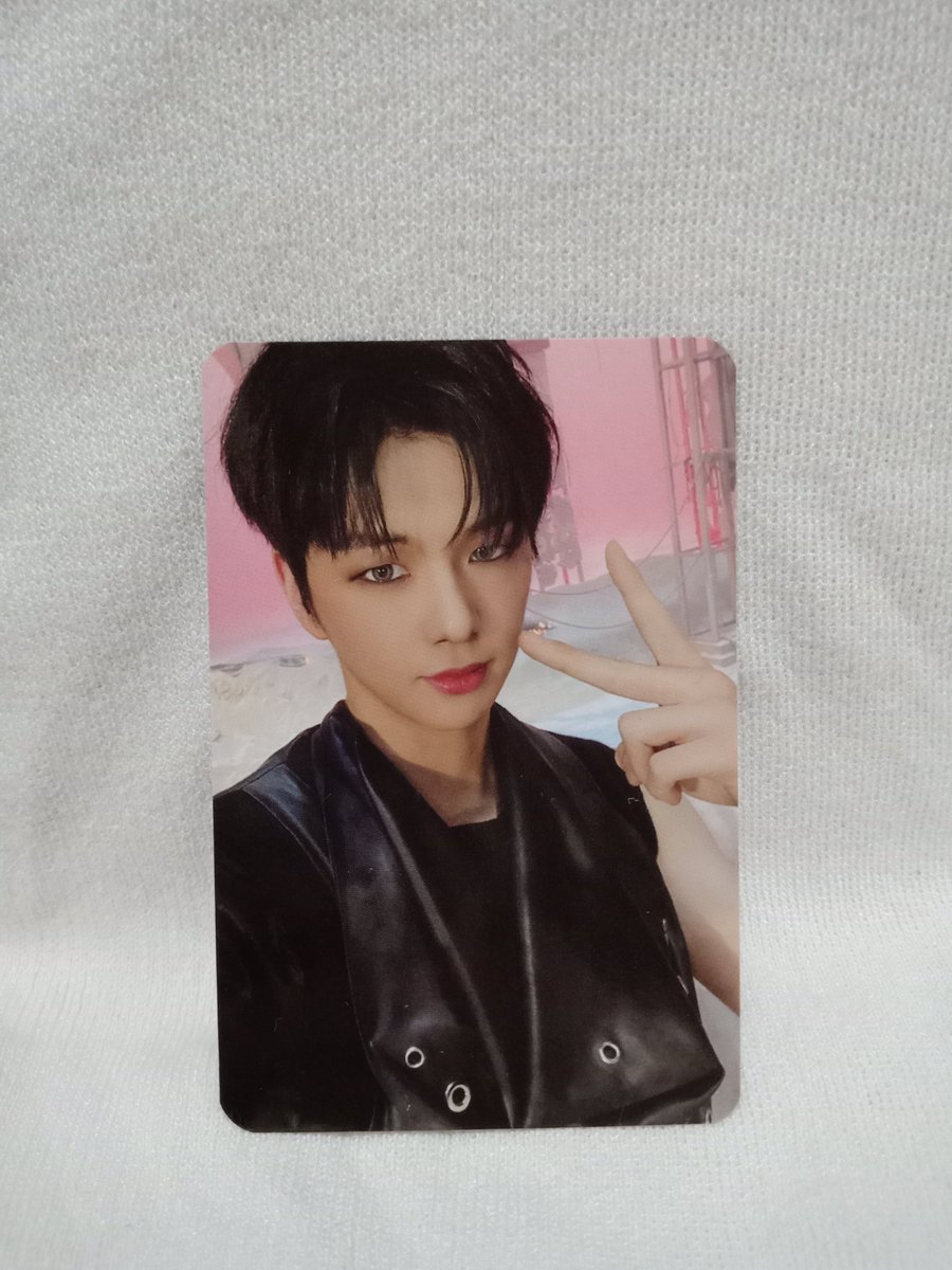 ice_dandan_'s tweet photo. In love with this pc! 💖💖💖
Thank you, @D_SachonPH ! 🖤 https://t.co/Z9z5Q8ywkE