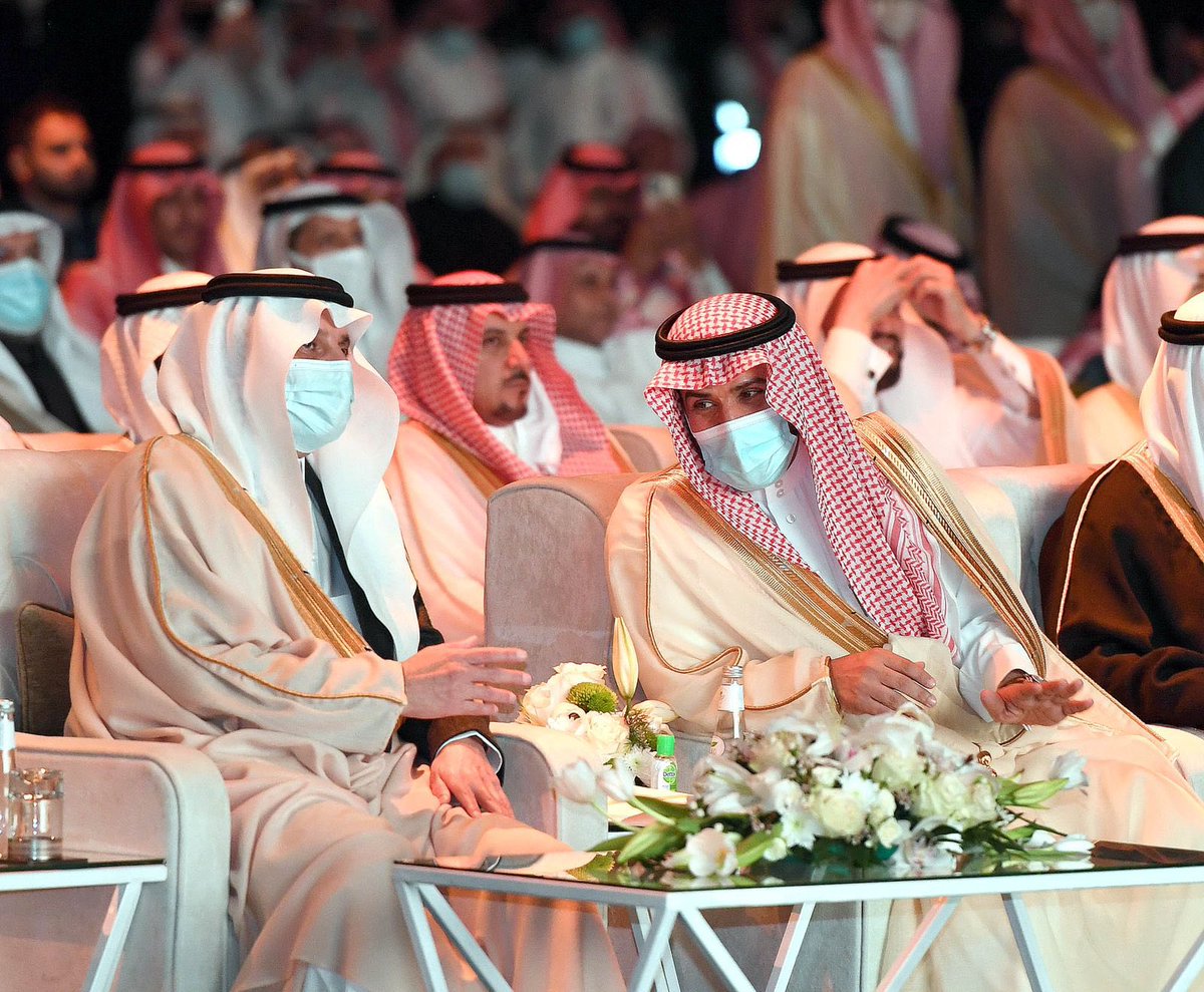 AsharqiaChamber's tweet photo. شرف صاحب السمو الملكي الأمير سعود بن نايف بن عبد العزيز، أمير المنطقة الشرقية احتفال غرفة الشرقية مساء اليوم وبمشاركة صناع قرار وقادة أعمال في المملكة والخليج العربي، بمناسبة مرور 70 عامًا على تأسيسها.

#غرفة_الشرقية_70عام 
#حفل_غرفة_الشرقية_الـ70 https://t.co/m3S2LQ9P3k