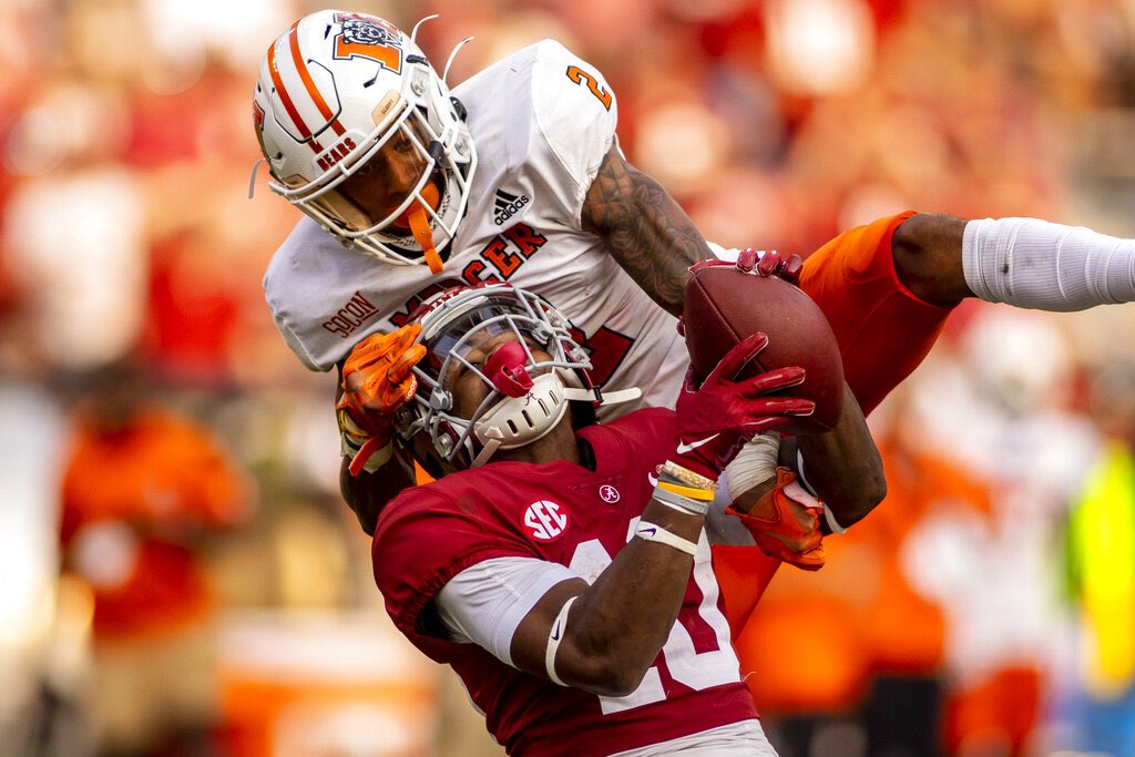 Thank you Mercer for the D1 offer! <a href="/Drew_Cronic/">Coach Cronic @ Navy</a> <a href="/Robertd3rd/">Robert Edwards III</a>