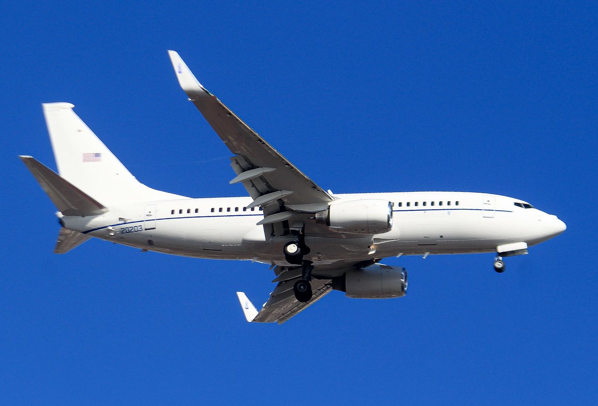 XBRomeoDeltaYan's tweet photo. C40 Clipper
#c40clipper #USAIRFORCE #AvGeek #C40 #boeing737 #AvGeek #planespotting #aviationdaily #aviationlovers #aviationworld #aviationphotography #approaching #AirplaneTime https://t.co/ydsLaCmDEl