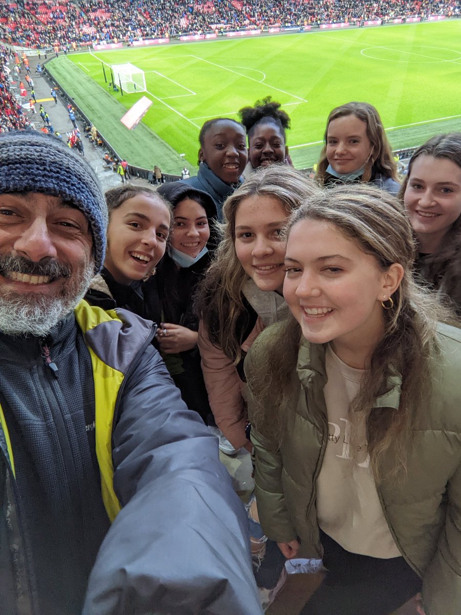 Great day out with <a href="/AFCWGirls/">AFC Wimbledon Girls' Pathway</a> u14's @ Wembley #WomensFACup today #AfcWimbledon #COYDs