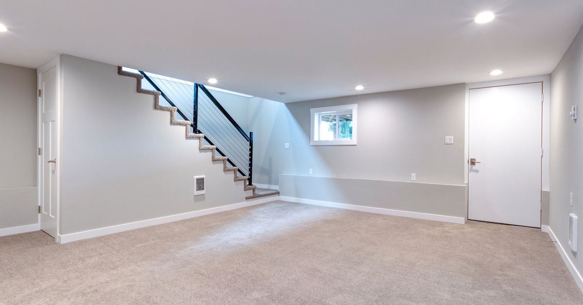 CarleneGraggRE's tweet photo. If your basement has a musty smell, start by identifying where it's coming from. #homeimprovement #DIY  https://t.co/D4MMtIHEuP https://t.co/Lb7PeCe3rv
