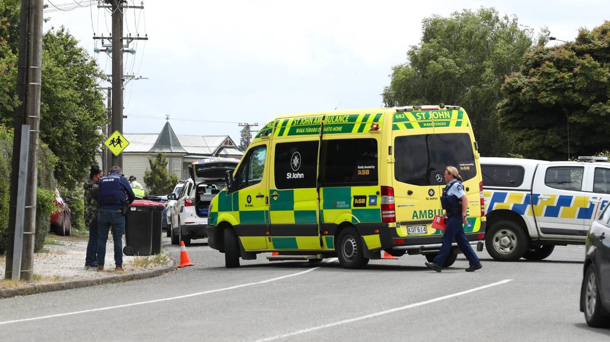 NZStuff's tweet photo. Person injured in firearms incident in Winton https://t.co/46cOLoEBbV https://t.co/QsvDjUt2cA