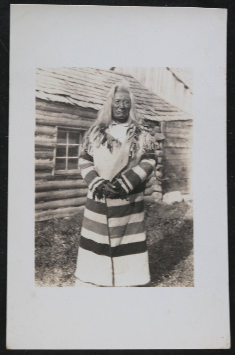 ChadbourneAntiq's tweet photo. Real Photo postcard  c. 1910. Baptiste KaeKaeshe, of the Pend d’Oreilles tribe, was chief of the Flathead Indian Reservation in Western Montana. He appears to be wearing a Hudson Bay Company coat. #photo #postcard #history #FirstNations #aboriginal #montana #hudsonbaycompany #USA https://t.co/5fmqS3yYd3