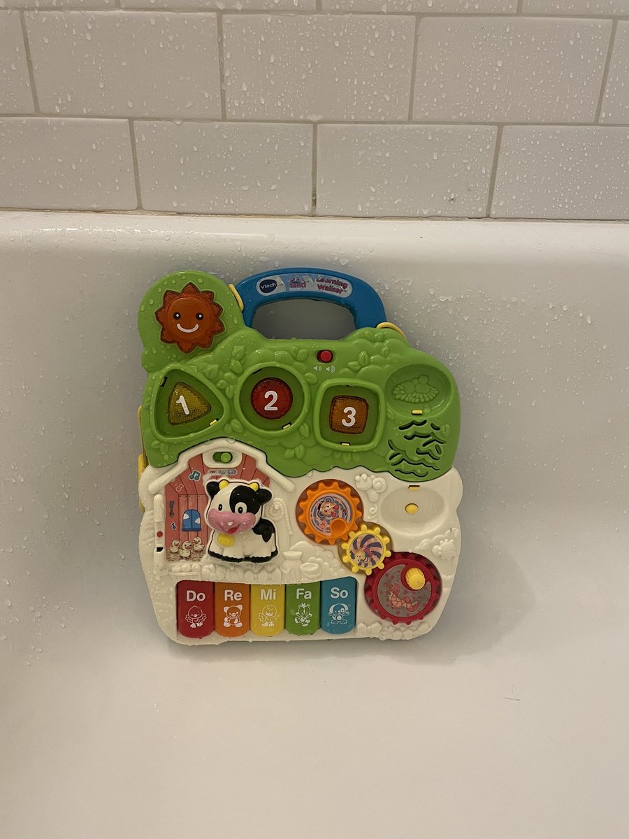 sallysue82's tweet photo. Making sure this bitch can never terrorize another family. #parentingtips #Parenthood #ParentPower #toddler #IYKYK #learningfarm #parent #toddlerlife https://t.co/QFja2VyjqC