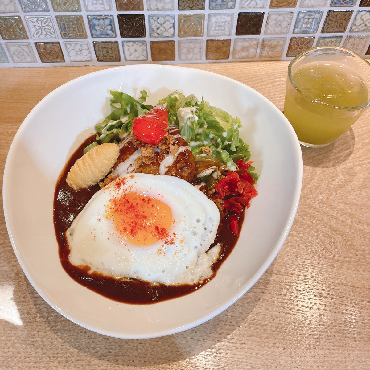 yo_youyu's tweet photo. きぶんは晴れマーク☀️ https://t.co/04D9zQJKMM
