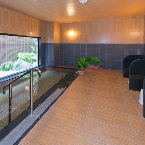 hoteldaiyokujyo's tweet photo. 【大分県佐伯市　大浴場のあるビジネスホテル・シティホテル】
JR佐伯駅前に定番のルートインがあります。
https://t.co/FP1WkhMI6K https://t.co/HGnmqgbOz1