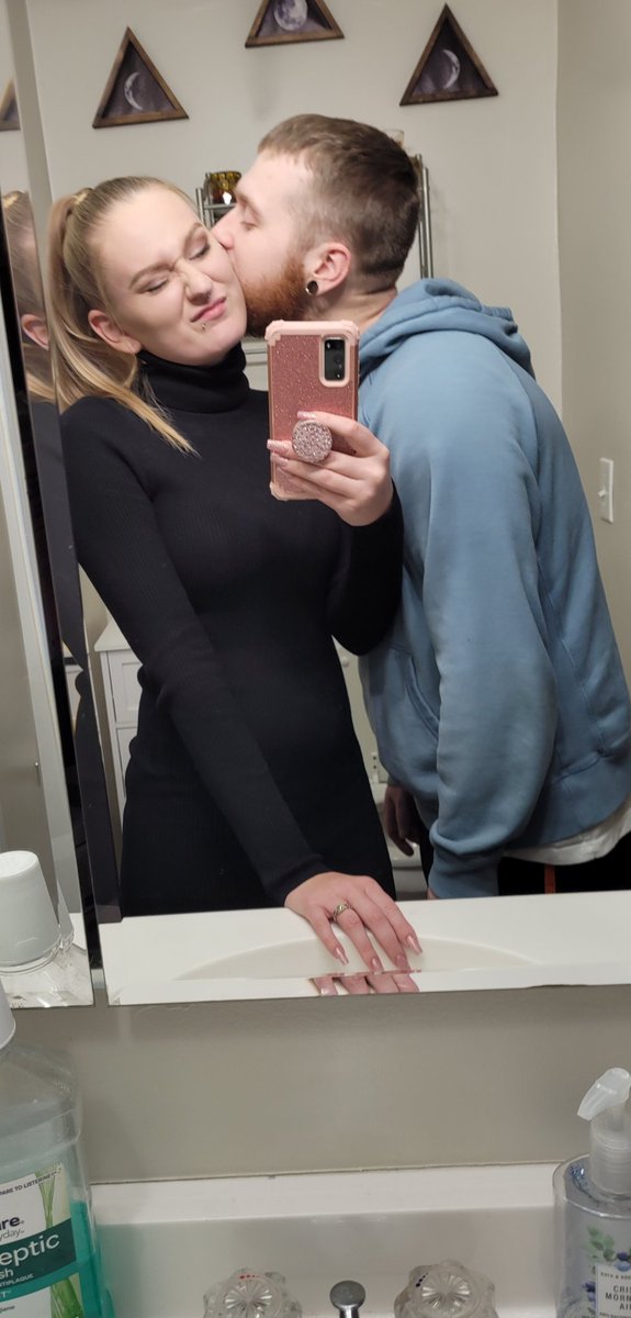 AMillerPedee's tweet photo. Aarron changed the second we got home, but had a nice date night for our 6 year anniversary 🥰 https://t.co/gd4BXOS8aA