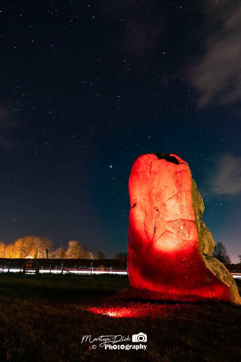 dick_martyn's tweet photo. Loved getting back out there last night. Some images of @Chippenhamtcl Christmas lights and tried a price of light art @AveburyNT https://t.co/q4Sd5d1Xw3