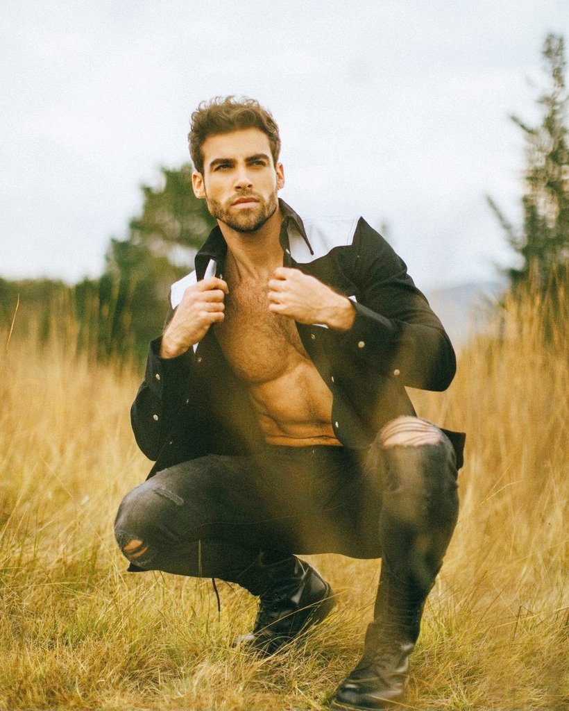 ArticusCastell's tweet photo. - 𝔸𝕣𝕥𝕚𝕔𝕦𝕤 ℂ𝕒𝕤𝕥𝕖𝕝𝕝 -

[ Mexican Bᴏʏ 🇲🇽 ]
- 32 Años 
- Empresario 
- Modelo 

+18 #SexRol #GayRol (Abierto a nuevas tramas) 
⠀⠀⠀⠀ ⠀
⠀⠀⠀⠀ ⠀⠀⠀⠀↻+♡ = DM https://t.co/jRNLTNRpq9
