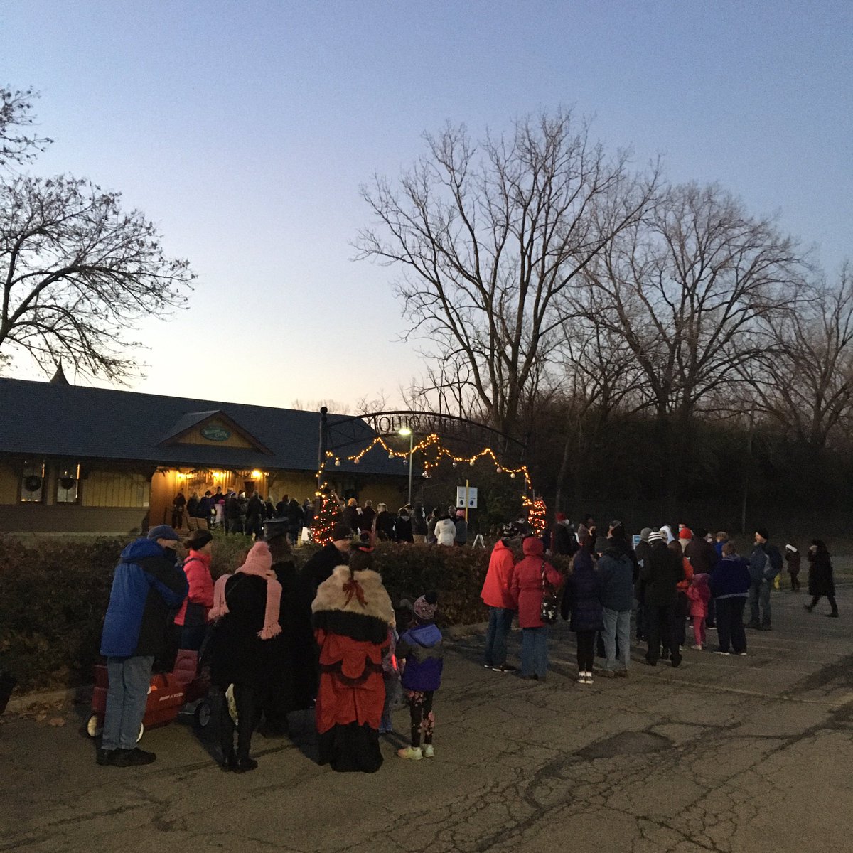 ajverhoff's tweet photo. Like I mentioned, I was a map-slinger and welcomer at @ohiohistory #OhioVillage #DickensOfAChristmas event last night, too. Less than 15 minutes after we finished setting up, we had a line. No one waited long. Our staff has this event well organized. It’s a pleasure to work it. https://t.co/sBuCsON6EQ