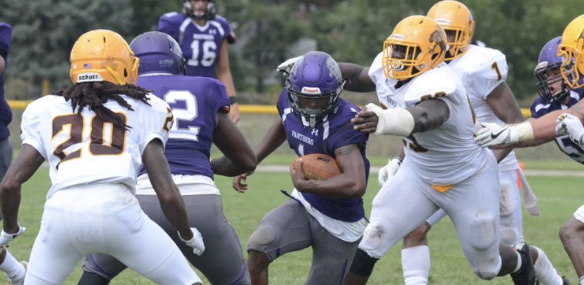 OmarThiam1k's tweet photo. Blessed to say I have received my first scholarship offer to play football at Ellsworth College @Coach_IGray @EllsworthFTBALL @Coach_Nosoff @SteveEfantis https://t.co/0nzElOXiVQ