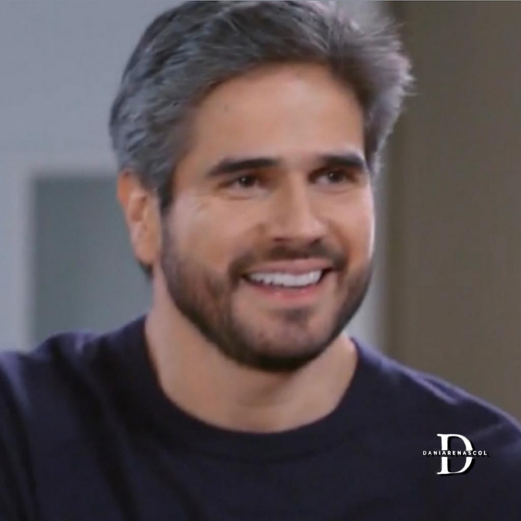 DaniArenasCol's tweet photo. #FelizDomingo #FotoCapturas #1Parte #MejoresMomentos #Alberto #SOSMeEstoyEnamorando
@SOSenamorando #Capitulo65 #ConLasEstrellas
@Canal_Estrellas #TelevisaTelenovelas #Mexico
#DanielArenas
@DanArenas #TeamDanielArenas
#DaniCaritas
😍😘💙🙏🏼 https://t.co/tbflOEE6ew