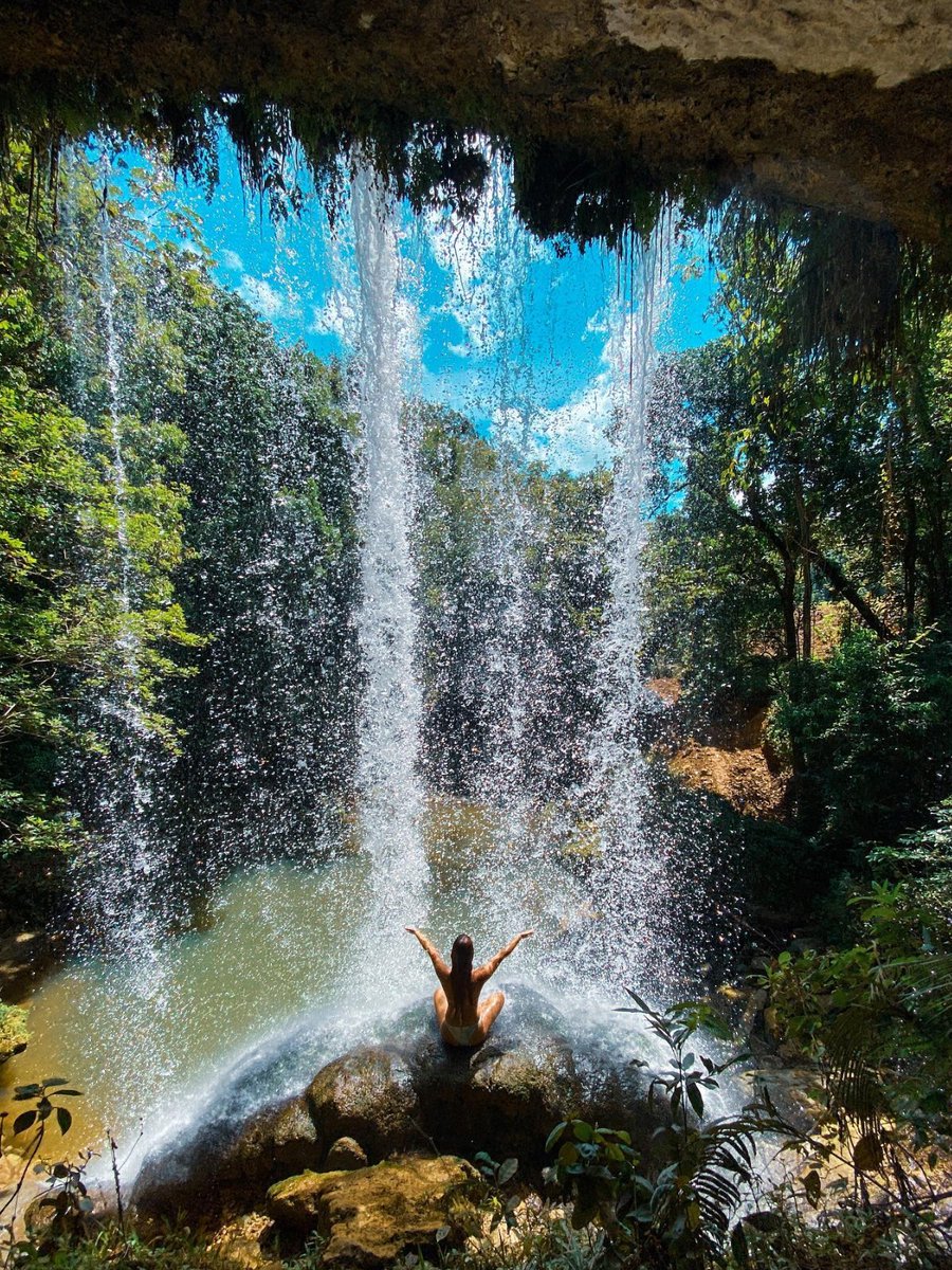 discover_PR's tweet photo. Make this your morning view on January 1st, 2022.😍 Can you imagine? Plan the beginning of next year as adventurous and dreamy as it gets - in Puerto Rico, one waterfall at a time.💙🇵🇷 #2022StartsHere #DiscoverPuertoRico https://t.co/yxKyKLEv4r  
Insta📸: @ aalmodovar_alexis https://t.co/qL0n4FtKal