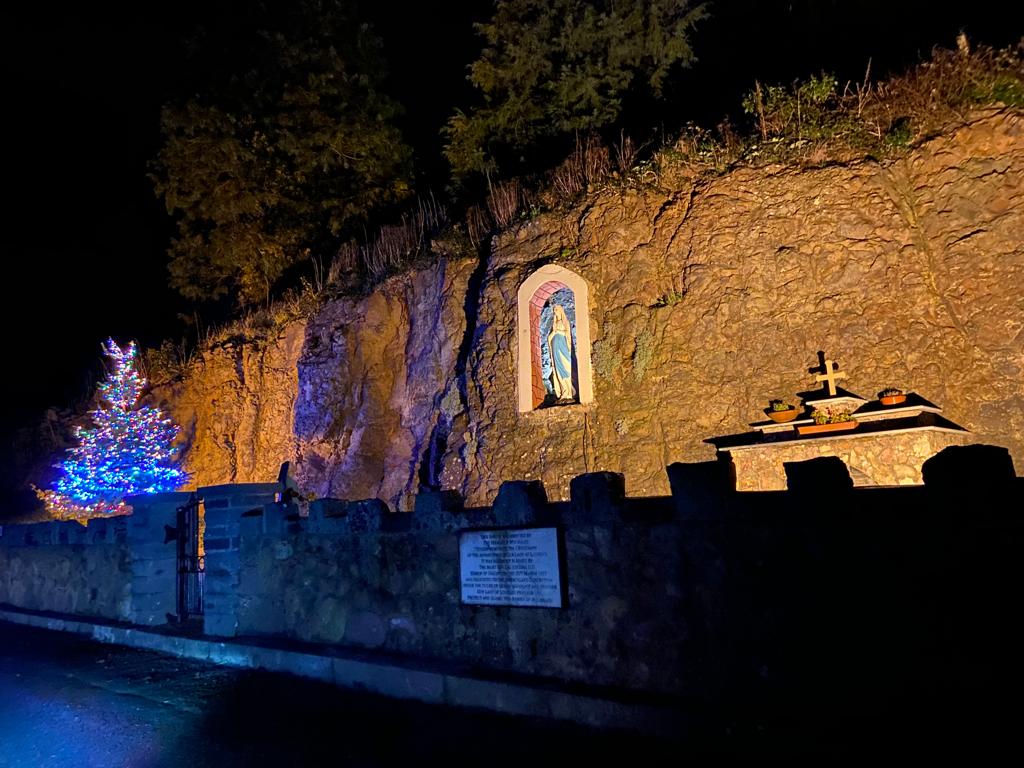 muckaleecc's tweet image. Huge thanks to Muckalee Grotto Committee for lighting up our village. It is much appreciated! #muckalee #muckaleecommunity  #muckaleegrotto #kilkenny