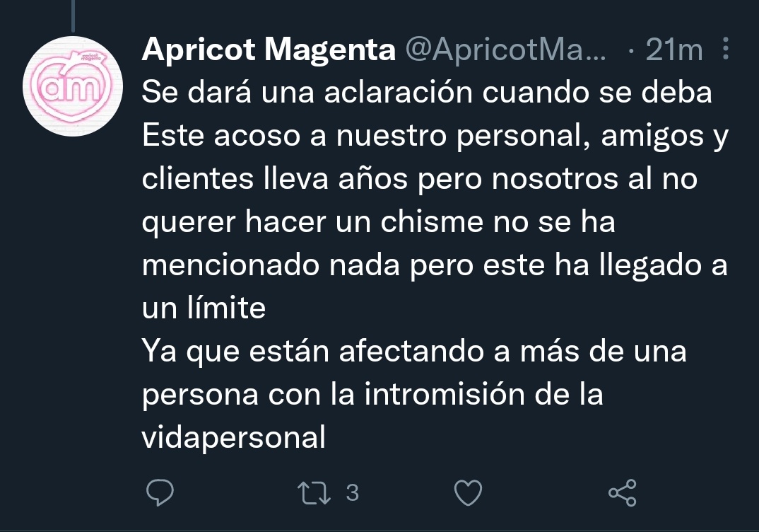 dailyrosies's tweet photo. Le llaman acoso a cualquier publicasion dandoles una #Norecomendacion porque evidentemente no les gusta escuchar que su tienda lleva años teniendo un pesimo servicio.
Ademas que piden respeto cuando nisiquiera tienen respeto hacia las artistas que se supone que tienen como favs. https://t.co/3ppoMQE4v5