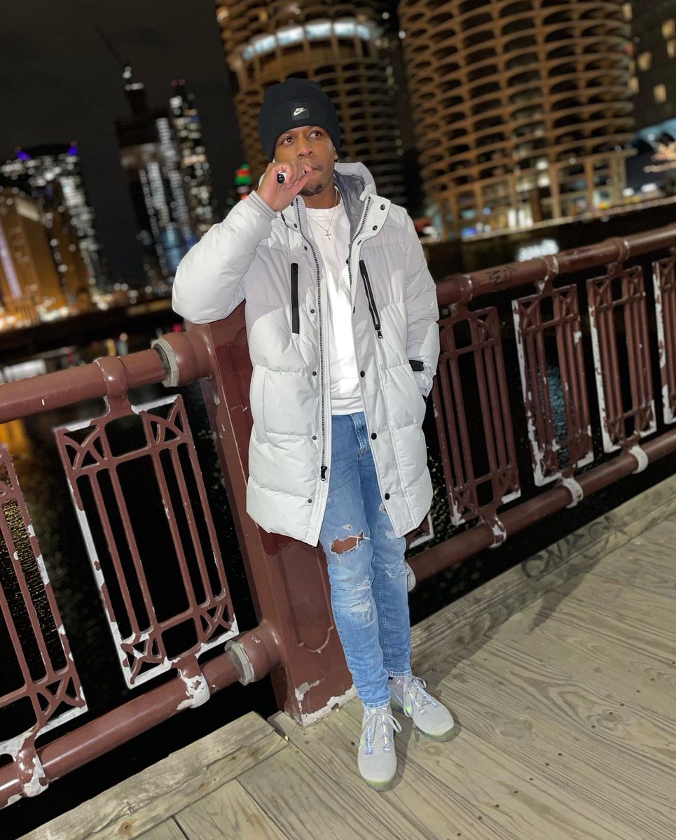 _KeontaeK's tweet photo. Gotta learn how to play your own hand, donβt ever get too comfortable. π¦ #LLJesse π https://t.co/MYQilT0Alp