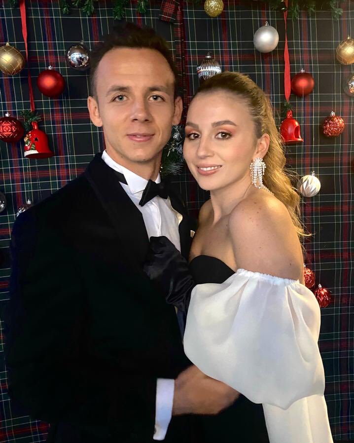 Futbolcumuz, takımımızın kaptanı Gökhan Köseoğlu ile Havvanaz Arasan bugün nişanlandılar.

Çiftimize ömür boyu mutluluklar diler, tebrik ederiz👏