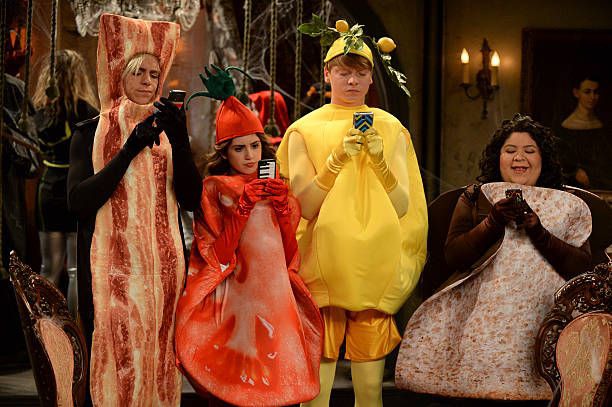 jeo4evs's tweet photo. omg 10 years since my favorite show came out 😭😭
#10YearsOfAustinAndAlly https://t.co/dTVqWmlhE1