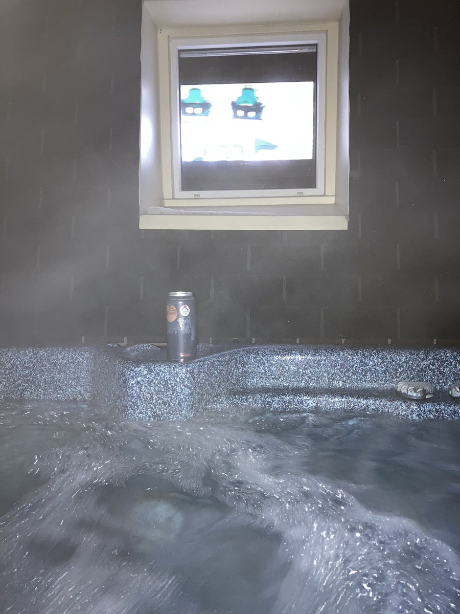 elgordo99's tweet photo. Day 5 of the @cityviewcurling #Alevent calendar.Tough to get proper exposure of can & hot tub TV. #CFLPlayoffs Western Final on. https://t.co/HRpKpH1IYw