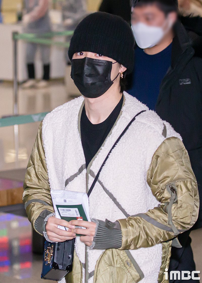 suga's girlfriend tweet media
