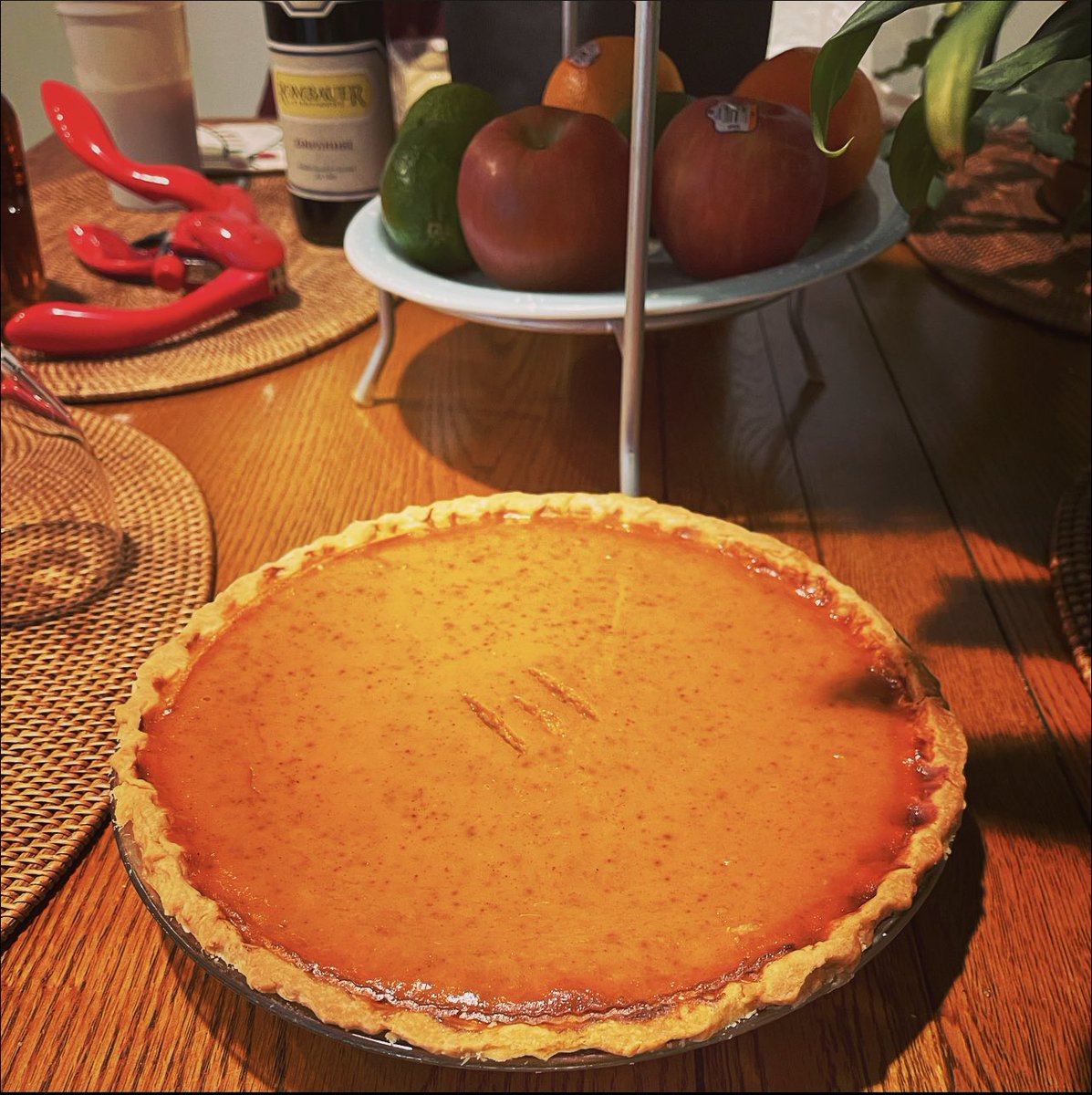 I was the food processor here 👩🏼‍🍳 #pumpkinpie #fromscratch #Thanksgiving2021 #whippedCream